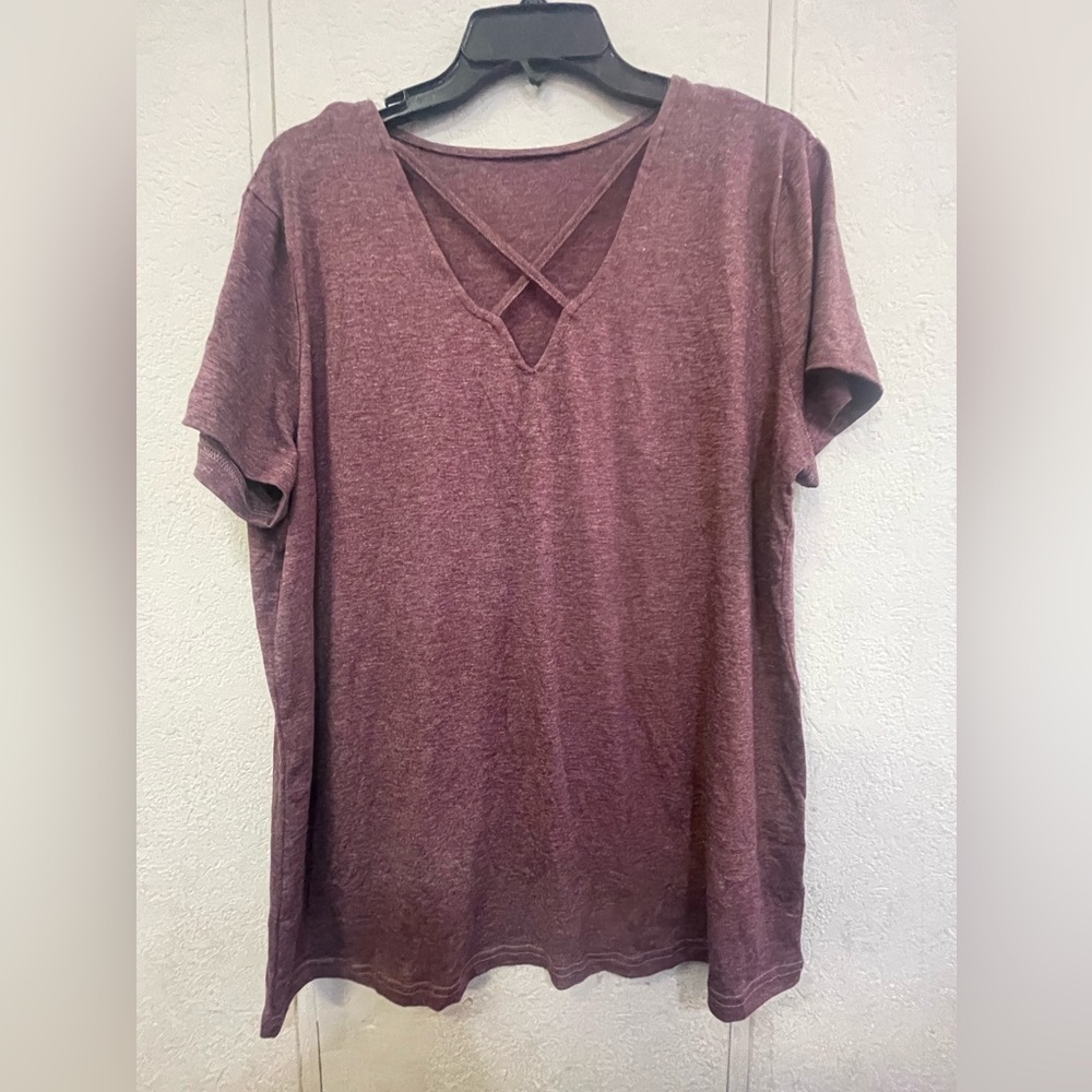 Criss cross v-neck top